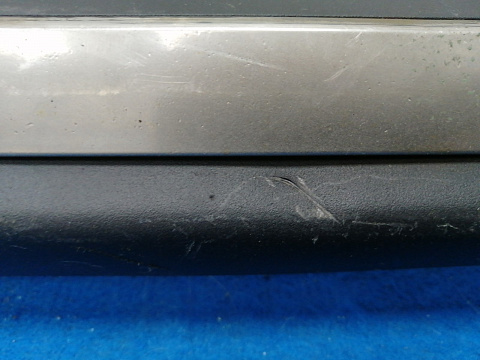 Фотография детали AA031506; Накладка на нижнюю часть переднего бампера (52711-42040) для Toyota Rav4 40 (2013 — 2015)/БУ; Оригинал; Р2, Удовлетворительное; . Фото номер 7