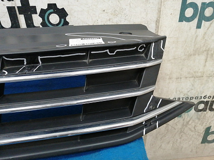 Решетка радиатора Фольксваген Polo V рест. Sedan 2015-2020, б/у, фото 2