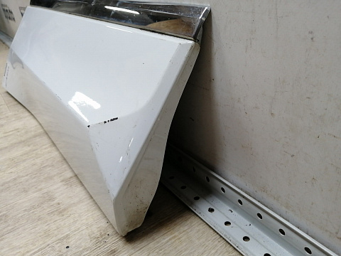 Фотография детали AA045276; Накладка двери задняя правая, нижняя, R-Line (5NA854950M) для Volkswagen Tiguan II (2016- 2020)/БУ; Оригинал; Р1, Мелкий дефект; . Фото номер 5