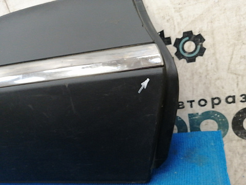 Фотография детали AA035520; Накладка на дверь задняя правая (828203355R) для Renault Kaptur/БУ; Оригинал; Р1, Мелкий дефект; . Фото номер 3