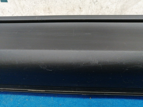Фотография детали AA035367; Накладка передней правой двери (KB7W-51RA1) для Mazda CX-5 II (2017-2021)/БУ; Оригинал; Р1, Мелкий дефект; . Фото номер 5