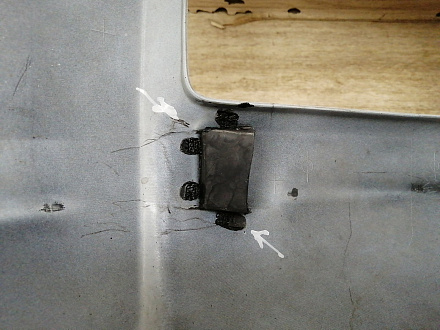 AA035590; Бампер передний; под паркт.; под омыват. (52119-60B20) для Toyota Land Cruiser 200 (2008 — 2012)/БУ; Оригинал; Р1, Мелкий дефект; 