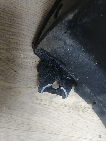 Фотография детали AA045776; Бампер передний; под паркт.; под омыват. (B63B-50031) для Mazda 3 BM/БУ; Оригинал; Р1, Мелкий дефект; . Фото номер 18