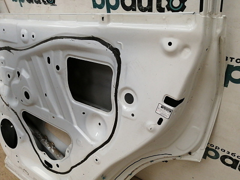 Фотография детали AA037918; Дверь задняя правая (67003-48110) для Toyota Highlander II рест. (2010 - 2013)/БУ; Оригинал; Р3, Под восстановление; . Фото номер 23