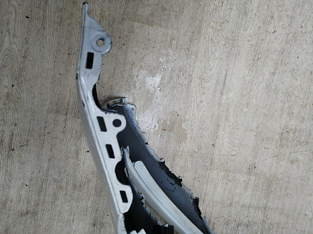 AA045819; Бампер передний; под паркт.; под омыват. (3G0807221) для Volkswagen Passat/БУ; Оригинал; Р1, Мелкий дефект; 