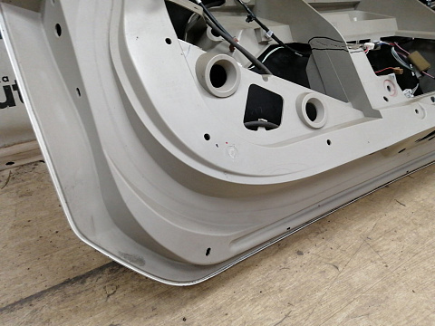 Фотография детали AA038028; Крышка багажника (9001A-2H90A) для Nissan X-Trail T32/БУ; Оригинал; Р1, Мелкий дефект; . Фото номер 22