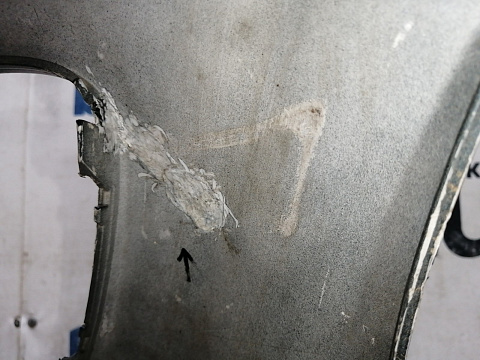 Фотография детали AA045305; Бампер передний; без паркт.; под омыват. (13288286) для Opel Insignia/БУ; Оригинал; Р1, Мелкий дефект; . Фото номер 21