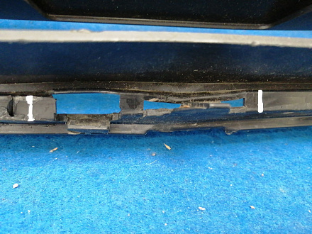 AA033501; Решетка переднего бампера (622547474R) для Renault/БУ; Оригинал; Р1, Мелкий дефект; 