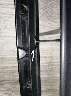 AA045277; Решетка переднего бампера (GHP9-501T1) для Mazda 6 III (GJ) (2012-2015)/БУ; Оригинал; Р1, Мелкий дефект; 