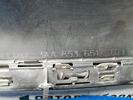 AA026941; Решетка радиатора (3AA853651) для Volkswagen Passat/БУ; Оригинал; Р1, Мелкий дефект; 