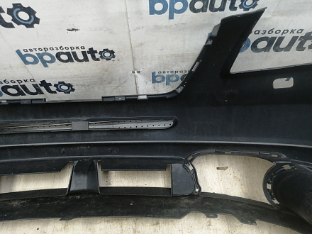 AA046359; Бампер передний; без паркт.; под омыват. (57704-XA07A) для Subaru Tribeca I рест. (2007-2014)/БУ; Оригинал; Р1, Мелкий дефект; 