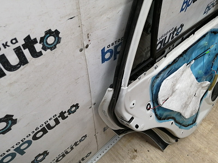 AA045291; Дверь задняя левая, под расширитель, Long (67004-42110) для Toyota Rav4/БУ; Оригинал; Р0, Хорошее; (070) Белый перламутр 3х. сл.