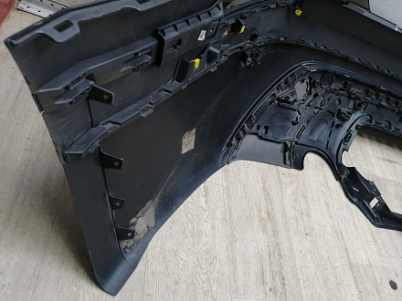 AA045900; Бампер задний; под паркт. (J8A2-17A958-AB) для Land Rover Range Rover Velar L560 (2017 - 2023)/БУ; Оригинал; Р1, Мелкий дефект; 