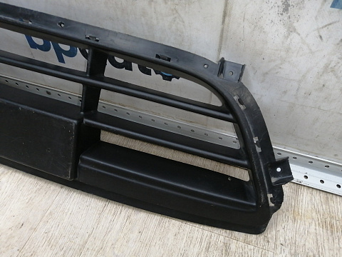 Фотография детали AA045451; Решетка переднего бампера (86522-3J200) для Hyundai IX55 (2008-2013)/БУ; Оригинал; Р1, Мелкий дефект; . Фото номер 5