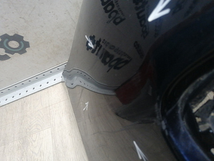 AA045978; Бампер передний; без паркт.; под омыват. (5K0807221) для Volkswagen Golf/БУ; Оригинал; Р1, Мелкий дефект; 