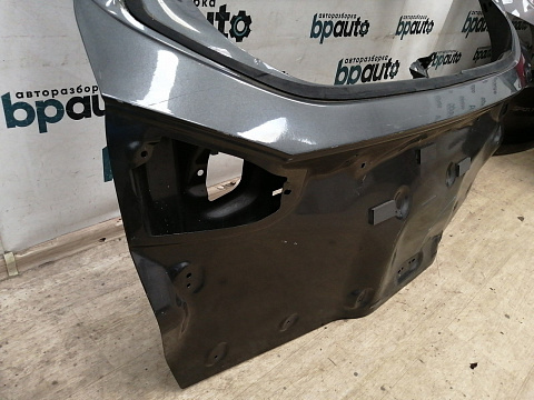 Фотография детали AA037876; Крышка багажника (BM51N431F78AB) для Ford Focus/БУ; Оригинал; Р2, Удовлетворительное; . Фото номер 9