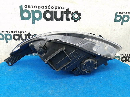 AA026881; Фара галоген правая, черный отражатель (BM51-13W029-CK) для Ford Focus/БУ; Оригинал; Р2, Удовлетворительное; 