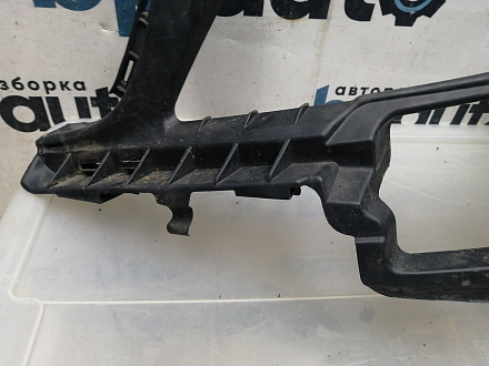 AA045501; Кронштейн, каркас переднего бампера левый (A2048850765) для Mercedes-Benz C-klasse III (W204) (2006-2011)/БУ; Оригинал; Р0, Хорошее; 