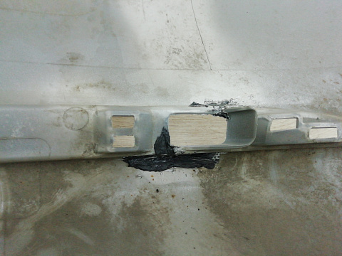 Фотография детали AA001461; Бампер задний; без паркт. (1Z9 807 421 F) для Skoda Octavia II рест. Wagon (2008-2013)/БУ; Оригинал; Р1, Мелкий дефект; . Фото номер 6
