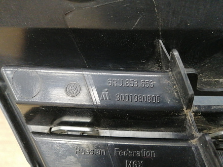 AA028219; Решетка радиатора (6RU853653) для Volkswagen Polo V Sedan (2010-2014)/БУ; Оригинал; Р2, Удовлетворительное; 