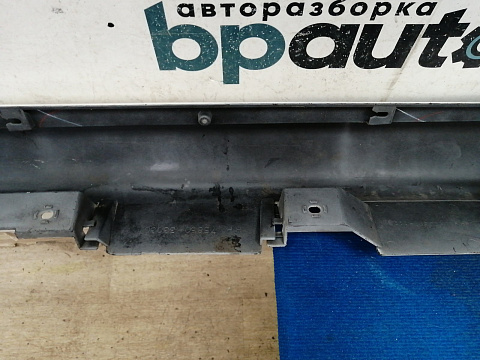 Фотография детали AA041129; Накладка порога правая, пластик (75850-33030) для Toyota Camry/БУ; Оригинал; Р1, Мелкий дефект; . Фото номер 13