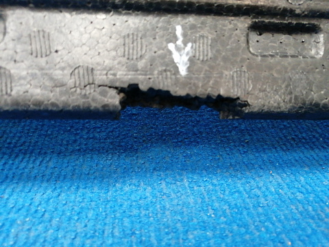 Фотография детали AA037459; Абсорбер переднего бампера (52611-48160) для Lexus RX III рест. (2012 — 2015)/БУ; Оригинал; Р1, Мелкий дефект; . Фото номер 6