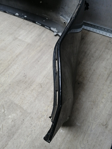 Фотография детали BA000233; Бампер задний; без паркт. (7S71-F17906-A) для Ford Mondeo Sedan IV (2006- 2010)/БУ; Оригинал; Р1, Мелкий дефект; . Фото номер 7