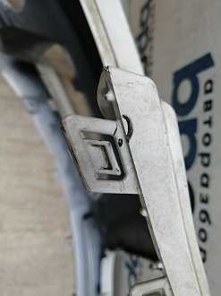 BA000156; Бампер передний; без паркт.; под омыват. (8P0 807 437 H) для Audi A3 8P/БУ; Оригинал; Р1, Мелкий дефект; 