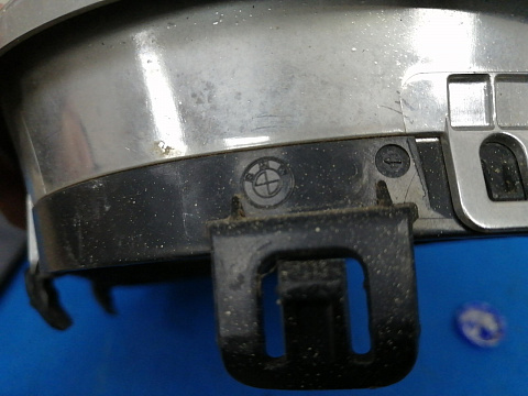 Фотография детали AA028375; Решетка радиатора левая (51137166439) для BMW 1 серия E81 E87/БУ; Оригинал; Р1, Мелкий дефект; . Фото номер 8