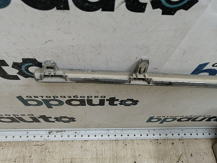AA044560; Молдинг порога левый, хром (75858-33010) для Toyota Camry 50 (2012 — 2014)/БУ; Оригинал; Р0, Хорошее; 