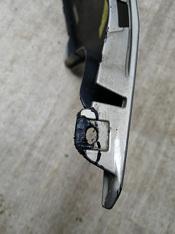 AA045435; Бампер передний; под паркт.; под омыват. (20845711) для Cadillac SRX/БУ; Оригинал; Р1, Мелкий дефект; 