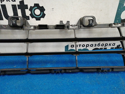 AA043180; Решетка переднего бампера (GHP9-501T1) для Mazda 6 III (GJ) (2012-2015)/БУ; Оригинал; Р1, Мелкий дефект; 