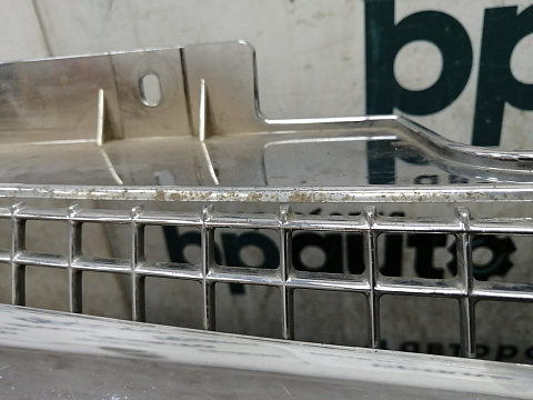Фотография детали AA032737; Решетка радиатора (25778728) для Cadillac Escalade III (2006-2013)/БУ; Оригинал; Р2, Удовлетворительное; . Фото номер 7