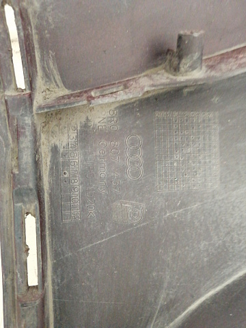 Фотография детали AA043302; Бампер передний - левая часть; под паркт.; под омыват. (8R0 807 437) для Audi Q5 I (2008-2012)/БУ; Оригинал; Р1, Мелкий дефект; . Фото номер 15