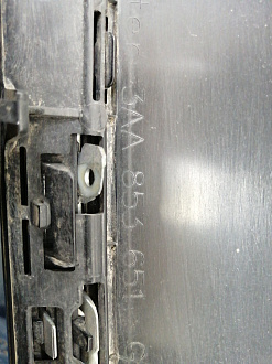 AA028209; Решетка радиатора (3AA853651) для Volkswagen Passat/БУ; Оригинал; Р2, Удовлетворительное; 