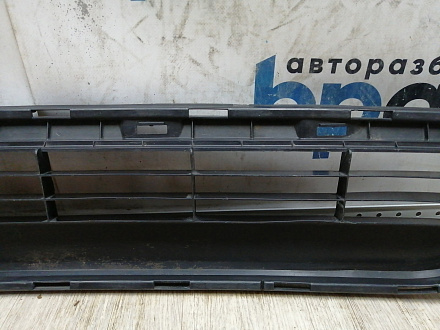 AA045104; Решетка переднего бампера (53102-48030) для Toyota Highlander II рест. (2010 - 2013)/БУ; Оригинал; Р1, Мелкий дефект; 