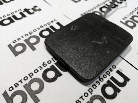 Фотография детали AA045318; Заглушка буксир. рыма заднего бампера правая (51127230182) для BMW Х3 II (F25) (2010-2014)/БУ; Оригинал; Р2, Удовлетворительное; . Фото номер 2