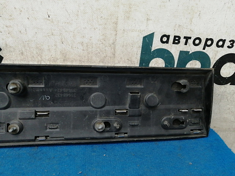 Фотография детали AA031130; Накладка на дверь задняя правая (31448432) для Volvo XC90/БУ; Оригинал; Р2, Удовлетворительное; . Фото номер 11
