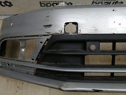 AA045036; Бампер передний; под паркт.; под омыват. (5СU807221A) для Volkswagen Jetta VI рест. (2015-2018)/БУ; Оригинал; Р1, Мелкий дефект; 