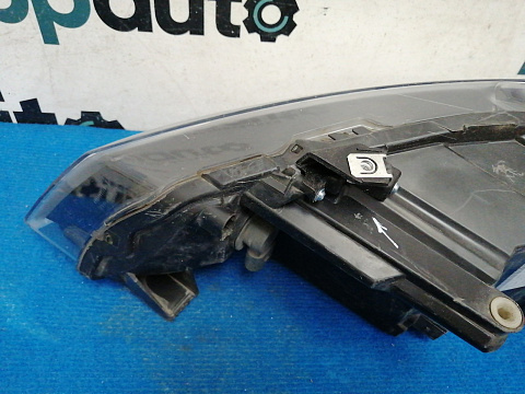 Фотография детали AA042406; Фара галоген правая (6RU941016) для Volkswagen Polo V Sedan (2010-2014)/БУ; Оригинал; Р1, Мелкий дефект; . Фото номер 12