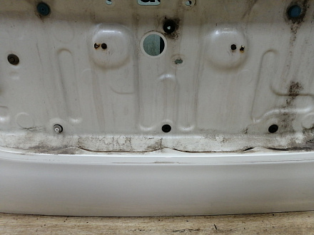 AA044246; Крышка багажника (67005-60F50) для Lexus GX460/БУ; Оригинал; Р1, Мелкий дефект; 