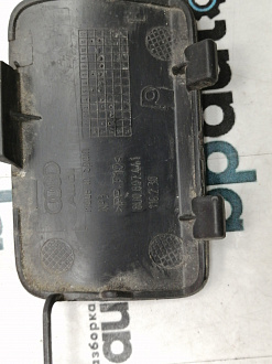 AA029637; Заглушка букс. крюка юбки заднего бампера левая (8U0 807 441) для Audi Q3 I (2011-2014)/БУ; Оригинал; Р0, Хорошее; 