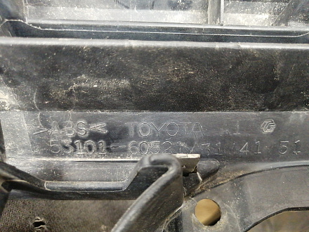 AA034630; Решетка радиатора (53101-60521) для Lexus LX570, LX450D (2008 — 2011)/БУ; Оригинал; Р2, Удовлетворительное; 