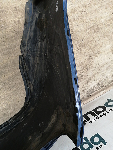 Фотография детали AA038477; Бампер задний; под паркт. (60U 807 421 B) для Skoda Rapid/БУ; Оригинал; Р1, Мелкий дефект; . Фото номер 13