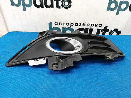 AA023418; Накладка ПТФ правая (DS73-19952-AA) для Ford Mondeo/БУ; Оригинал; Р0, Хорошее; 