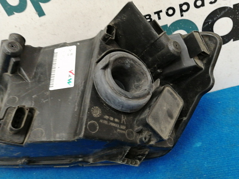 Фотография детали AA042406; Фара галоген правая (6RU941016) для Volkswagen Polo V Sedan (2010-2014)/БУ; Оригинал; Р1, Мелкий дефект; . Фото номер 15