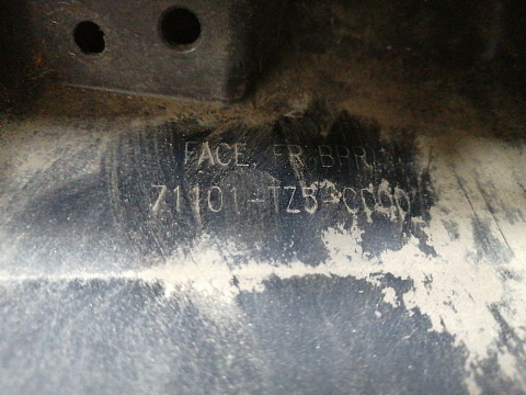 Фотография детали AA023122; Бампер передний; под паркт.; под омыват. (71101-TZ5-C000) для Acura MDX III (2013 - 2015)/БУ; Оригинал; Р1, Мелкий дефект; . Фото номер 13