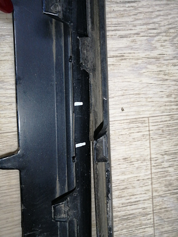 Фотография детали AA045038; Бампер передний; под паркт.; без омыват. (3G0807221) для Volkswagen Passat/БУ; Оригинал; Р1, Мелкий дефект; . Фото номер 23