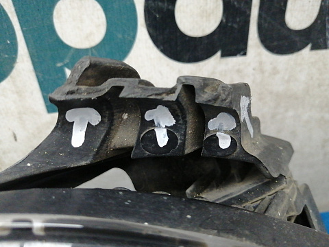 Фотография детали AA029093; ПТФ левая (92201-3S000) для Hyundai Sonata VI (YF) (2010-2014)/БУ; Оригинал; Р1, Мелкий дефект; . Фото номер 4