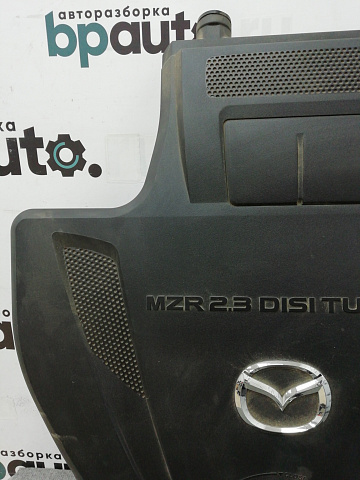 Фотография детали AA003572; Накладка декоративная на двигатель (L33E1356ZE) для Mazda CX-7/БУ; Оригинал; Р1, Мелкий дефект; . Фото номер 2